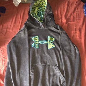 Under amour sweatshirt